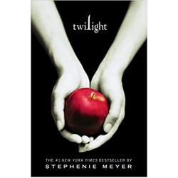 Twilight (The Twilight Saga, Book 1) by Stephenie Meyer - Paperback